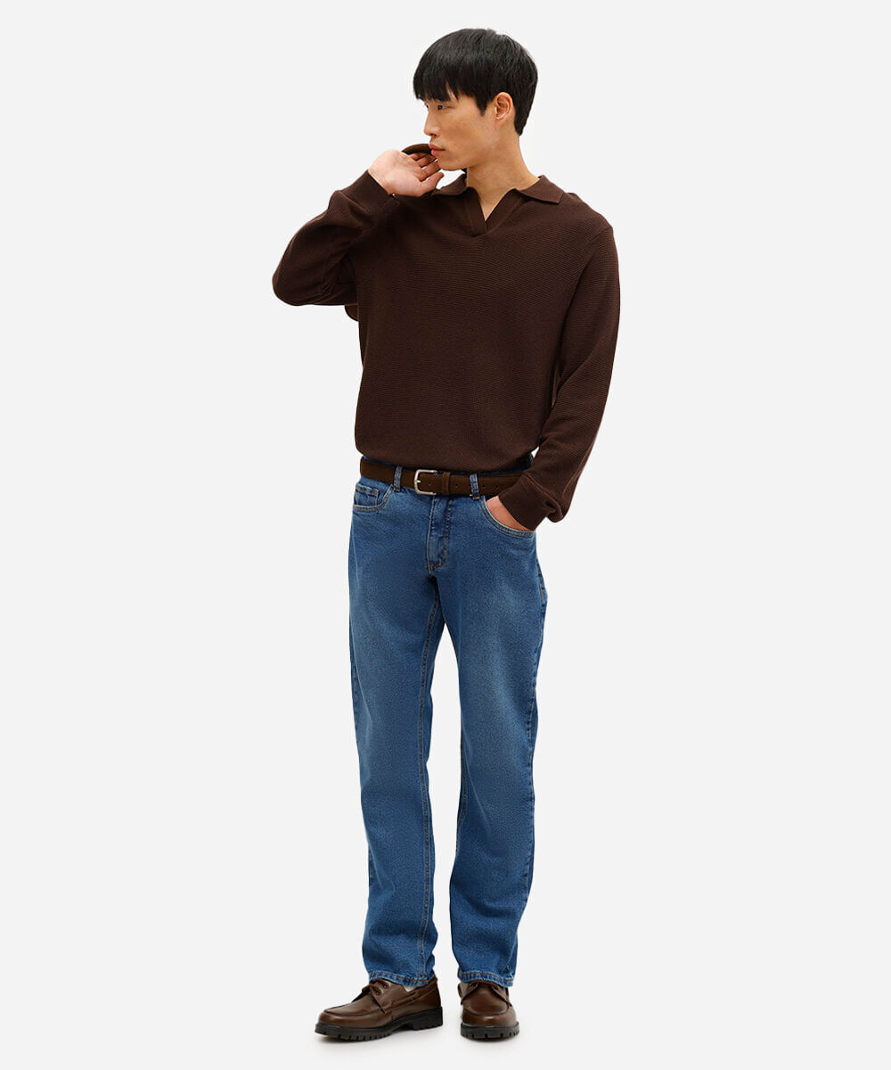 calça jeans reta azul escuro