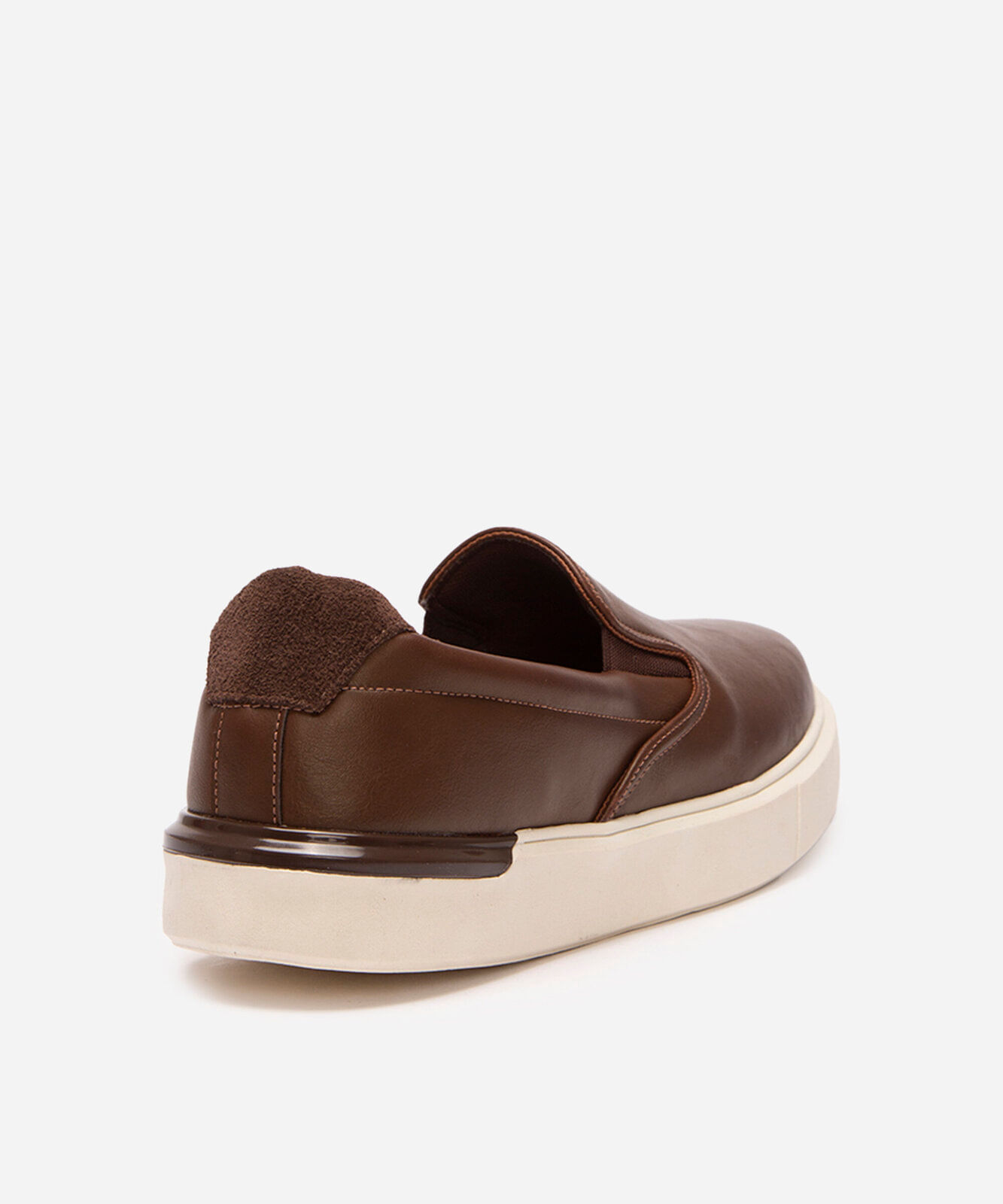 tênis slip on com recorte oneself caramelo