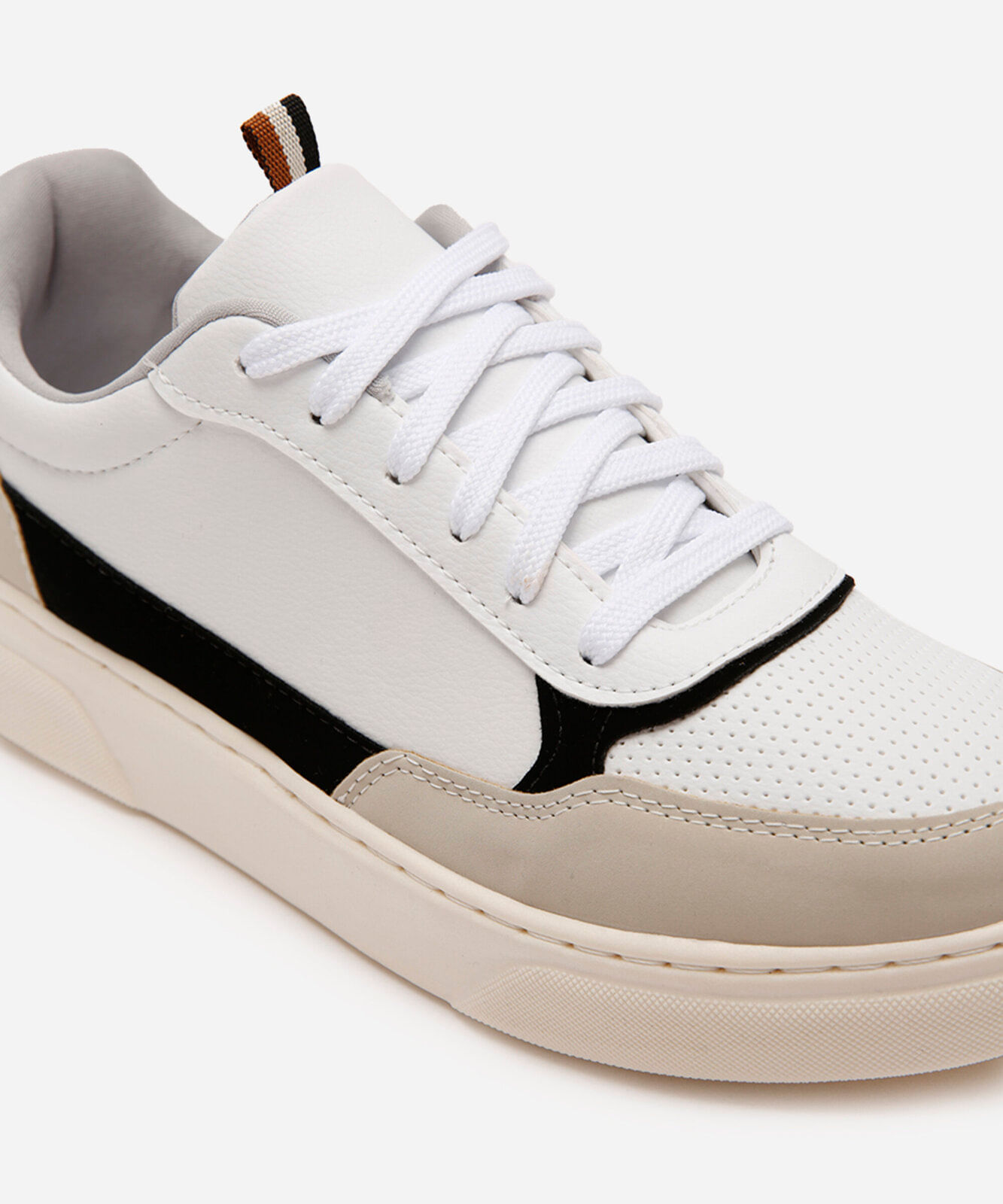 tênis casual recortes ace bege