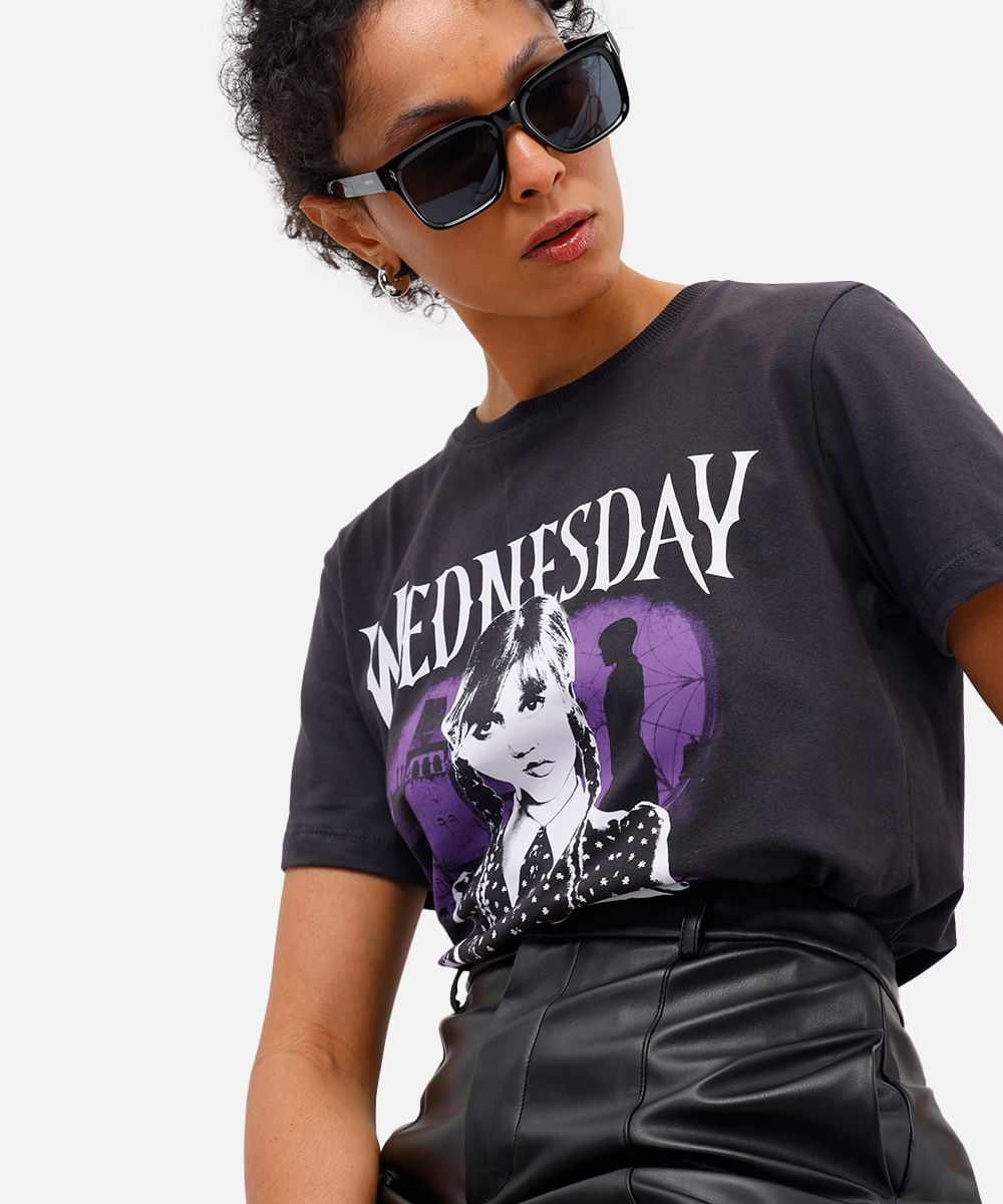 camiseta feminina de algodão wandinha cinza