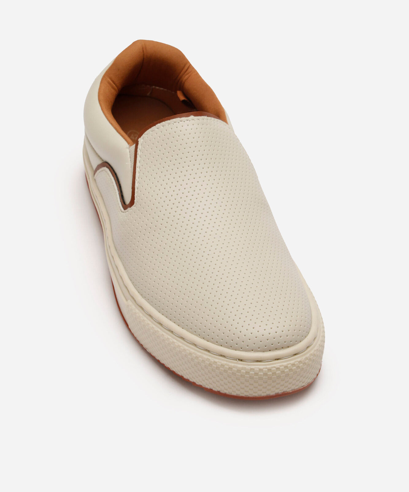 tênis slip on com micro furos oneself off white