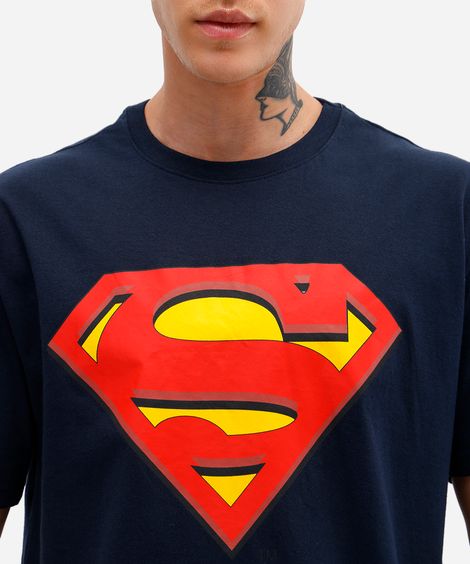 camiseta relaxed fit de algodão manga curta super homem azul