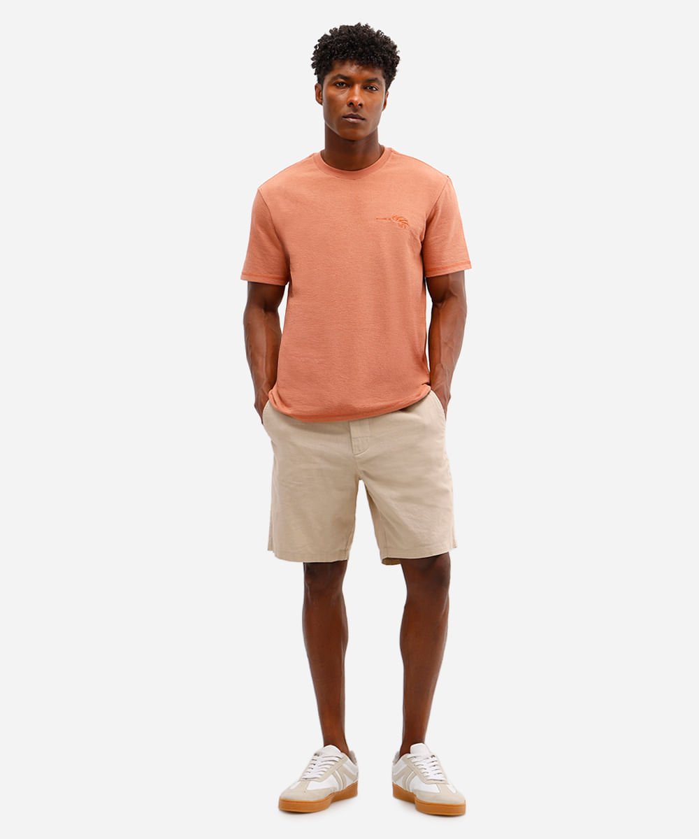 camiseta comfort masculina de algodão com bordado laranja