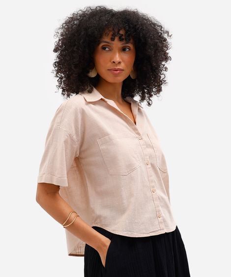camisa feminina de algodão manga curta com bolsos bege
