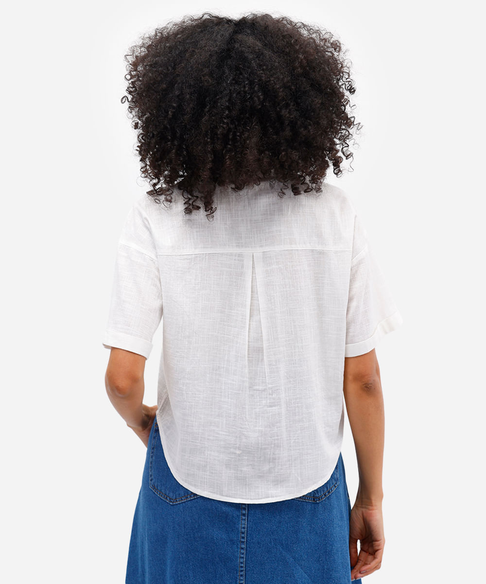 camisa feminina de algodão manga curta com bolsos off white