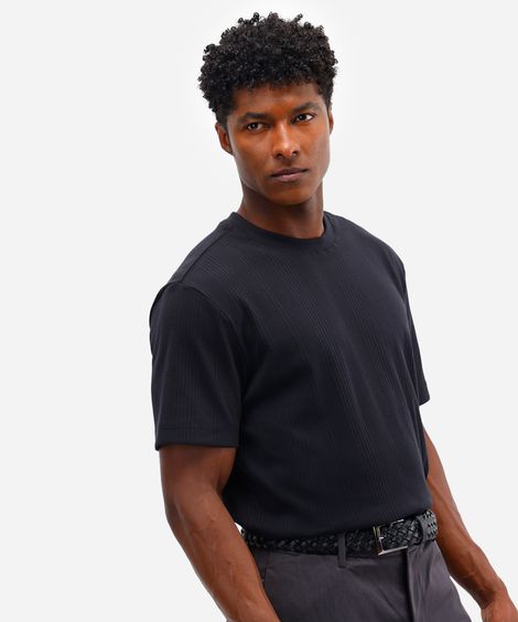 camiseta comfort masculina manga curta canelada preta