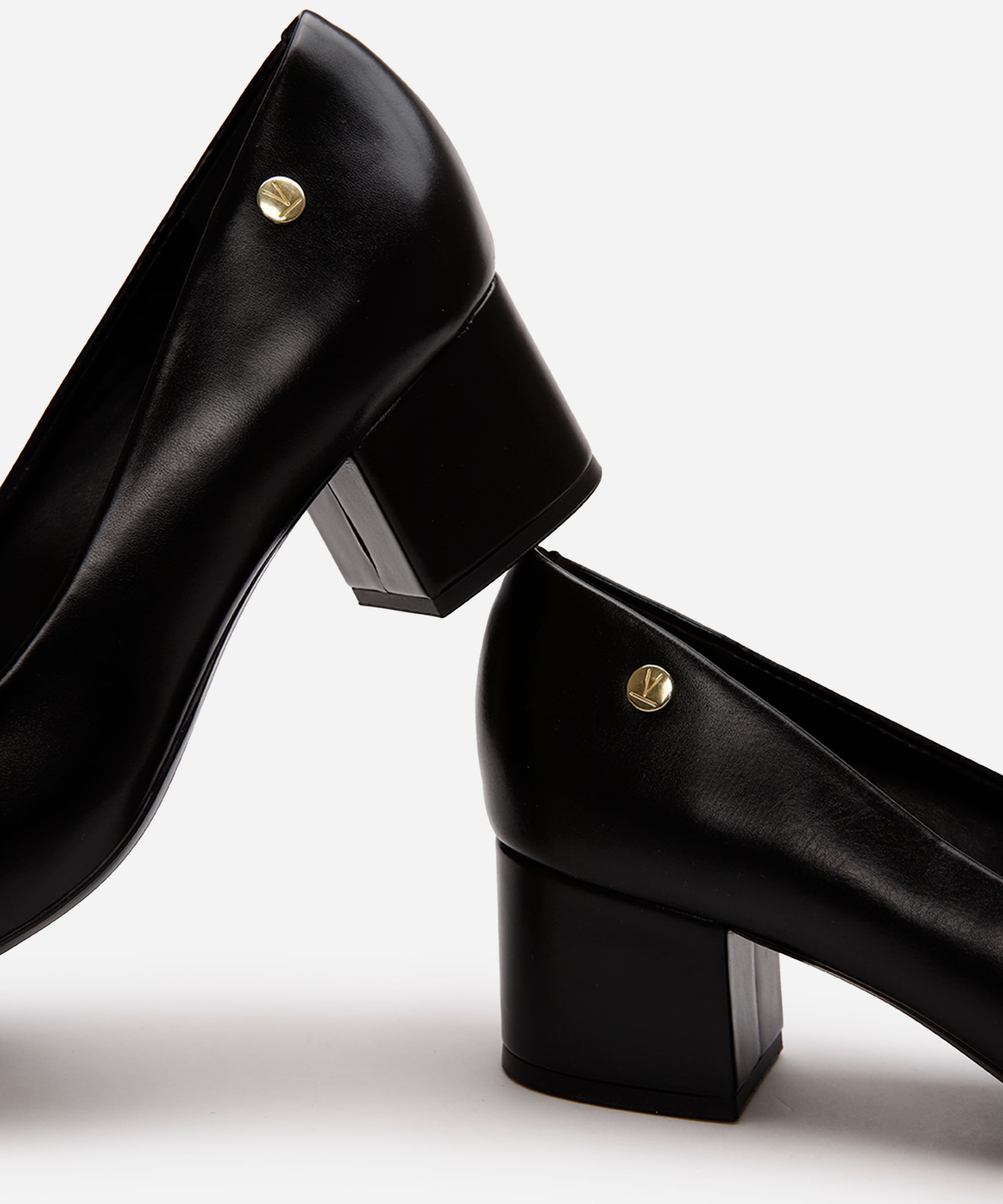 scarpin feminino vizzano salto quadrado preto