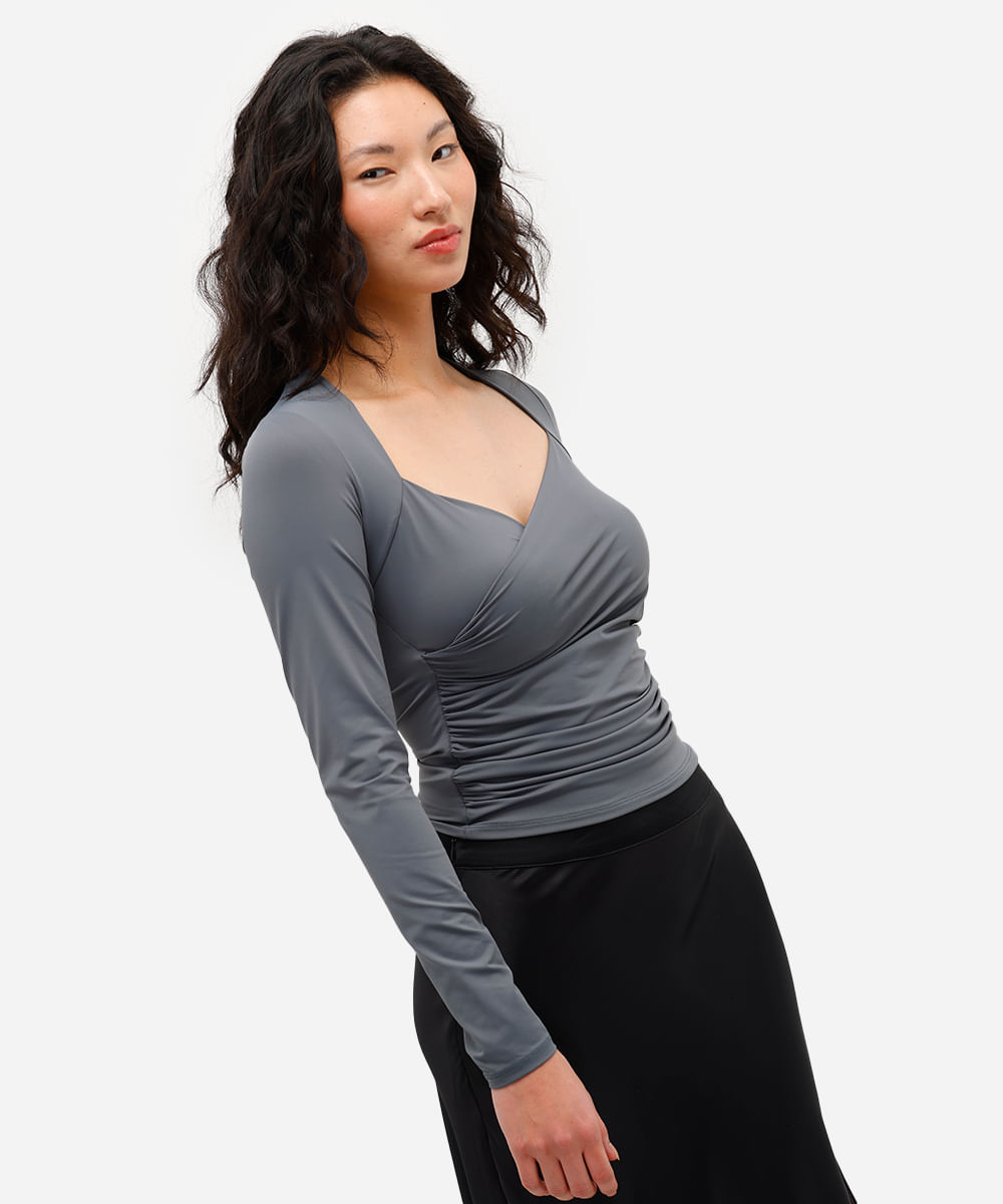 blusa feminina de poliamida franzida cinza