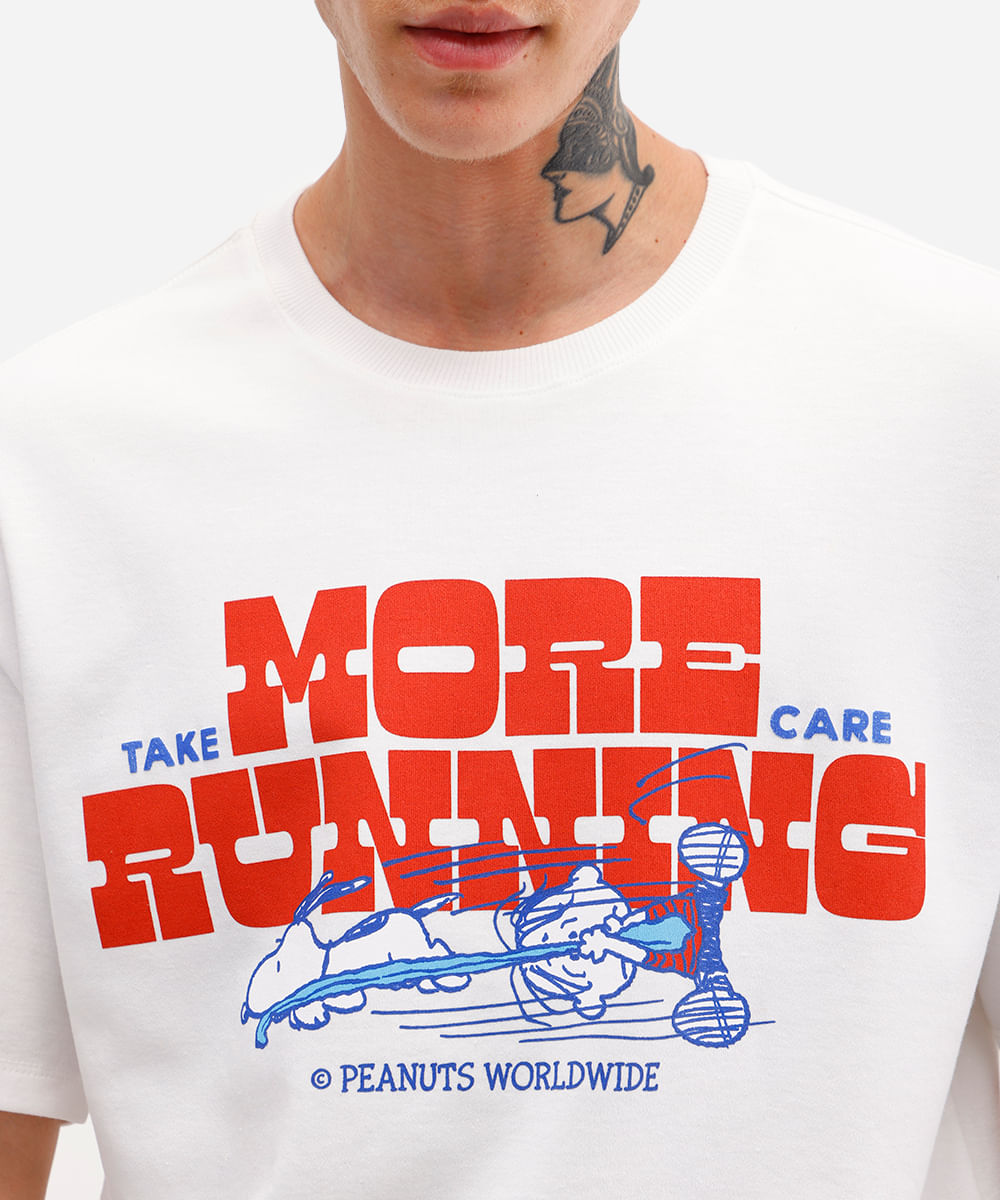 camiseta masculina manga curta snoopy off white