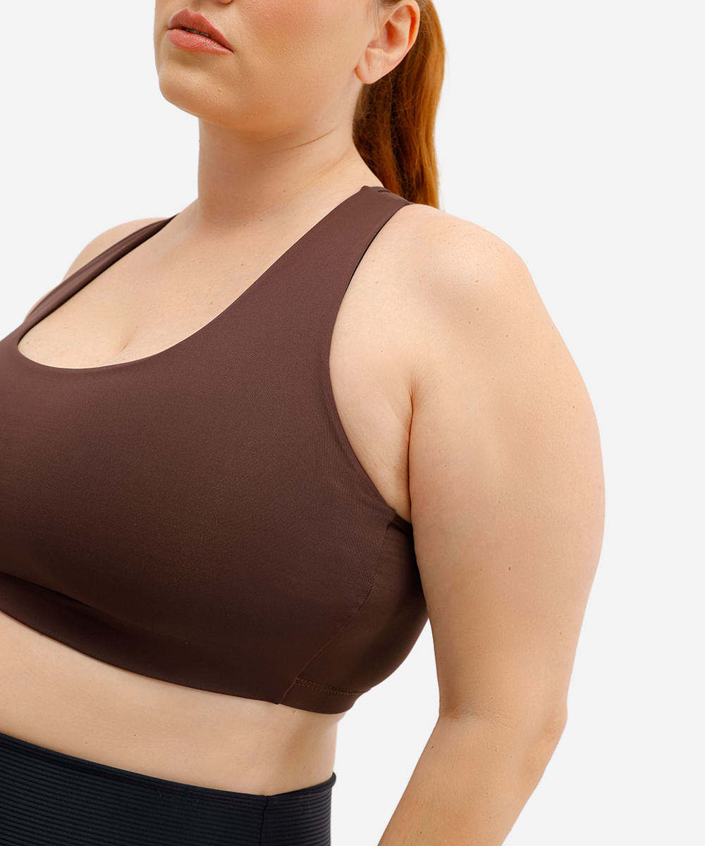 top feminino esportivo decote nadador plus size marrom