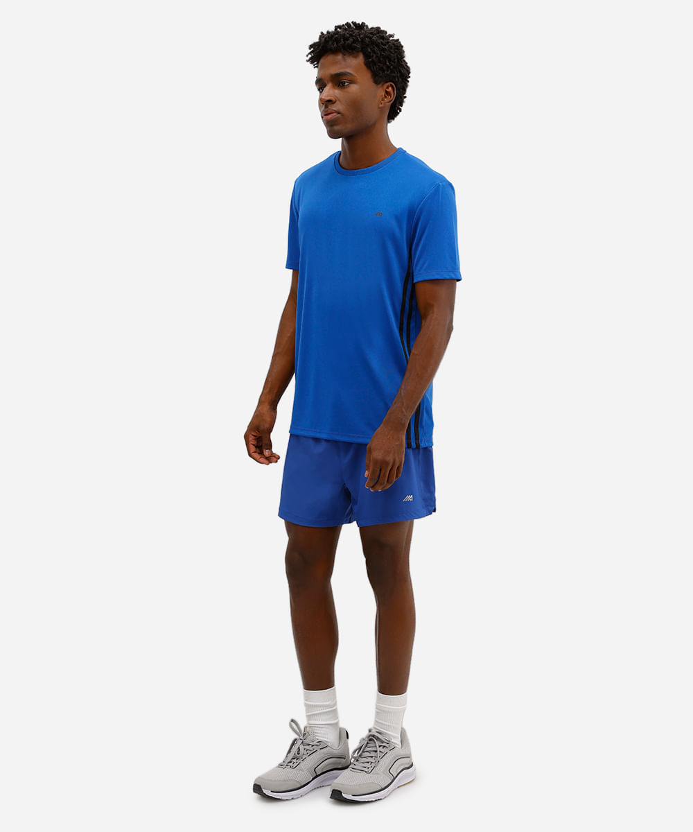 camiseta gola careca com listra lateral esportivo azul