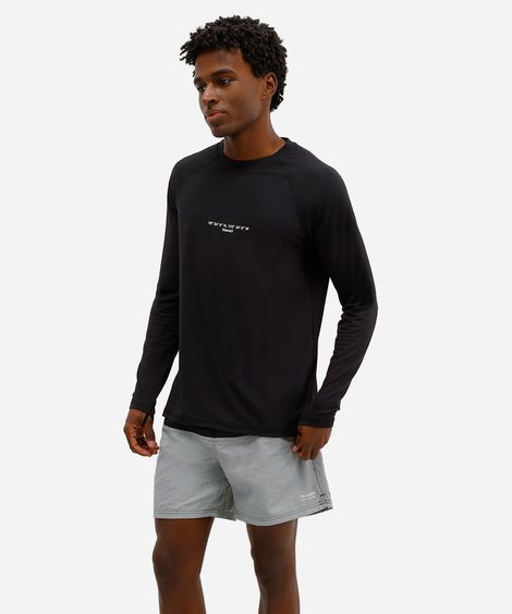 short masculino de poliamida com recorte preto
