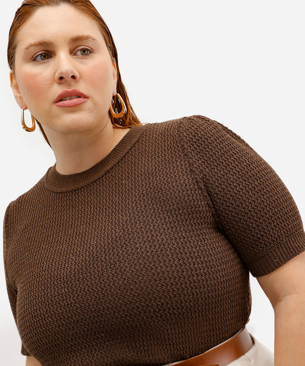 blusa feminina de tricot manga bufante texturizada plus size marrom