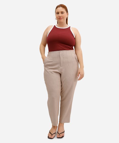 calça reta de alfaiataria feminina com pences plus size bege