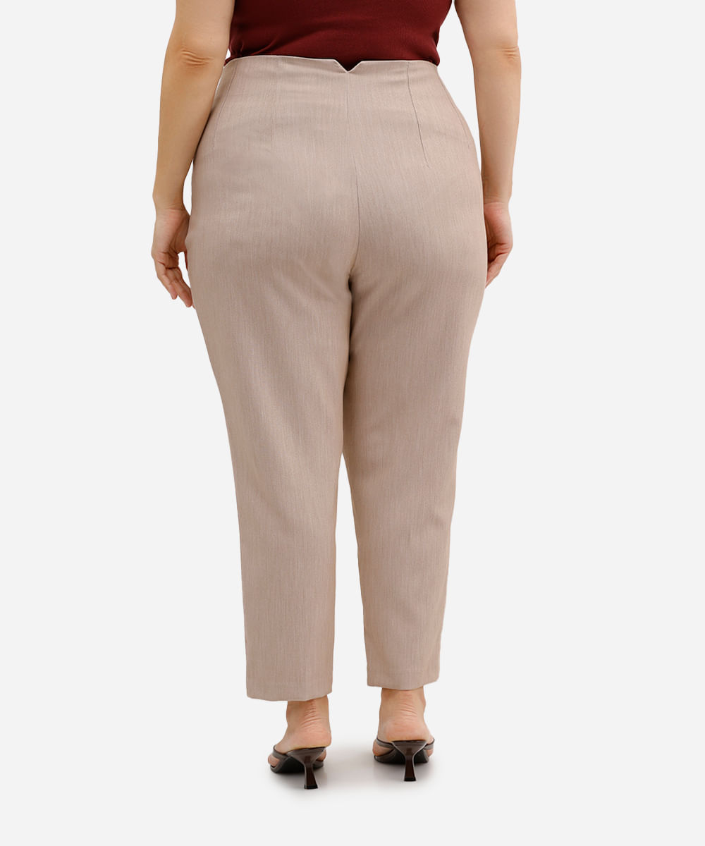 calça reta de alfaiataria feminina com pences plus size bege