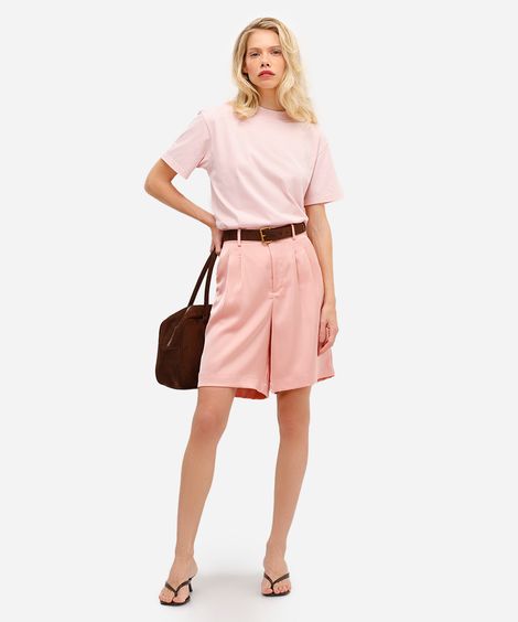 short feminino de alfaiataria acetinado com pregas rosa