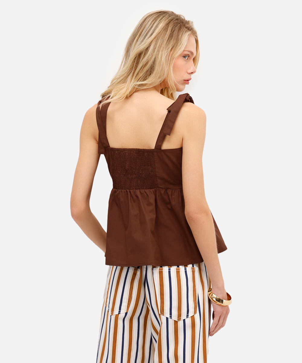 blusa feminina de algodão evasê com amarração marrom