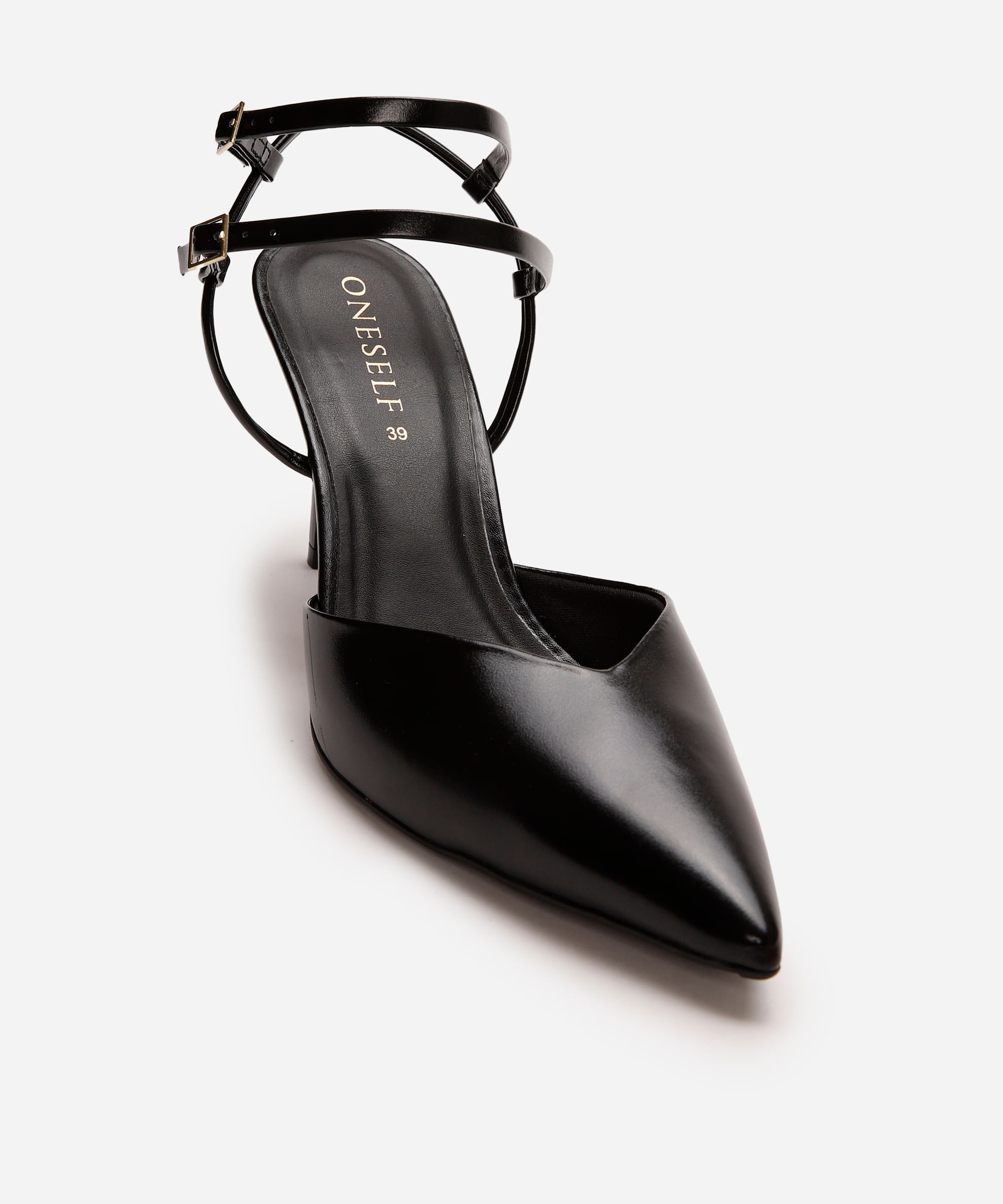 scarpin feminino com fivelas oneself preto