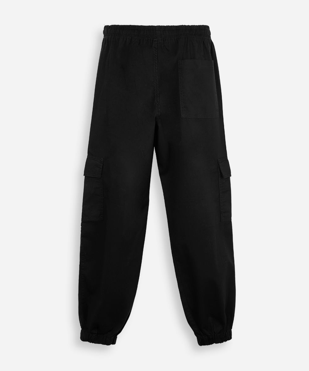 calça jogger juvenil de sarja com bolsos cargo preta