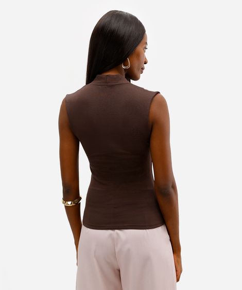 regata feminina com viscose decote v marrom