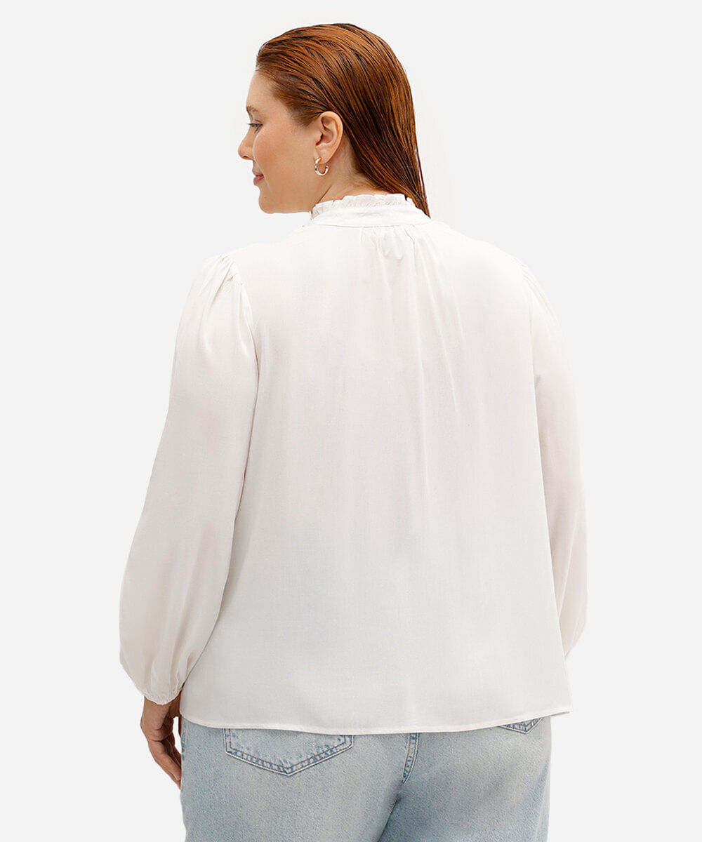 camisa feminina de viscose com laise manga bufante plus size off white
