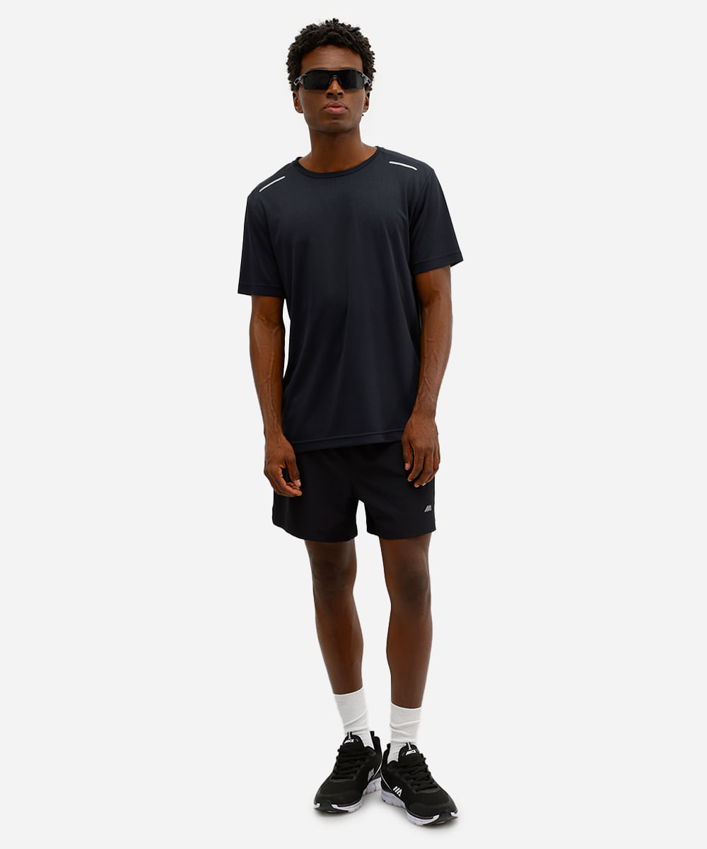 short running masculino esportivo com recorte e refletivos preto