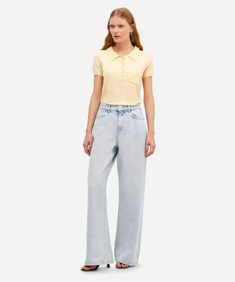 polo feminina de tricot com bolso amarela