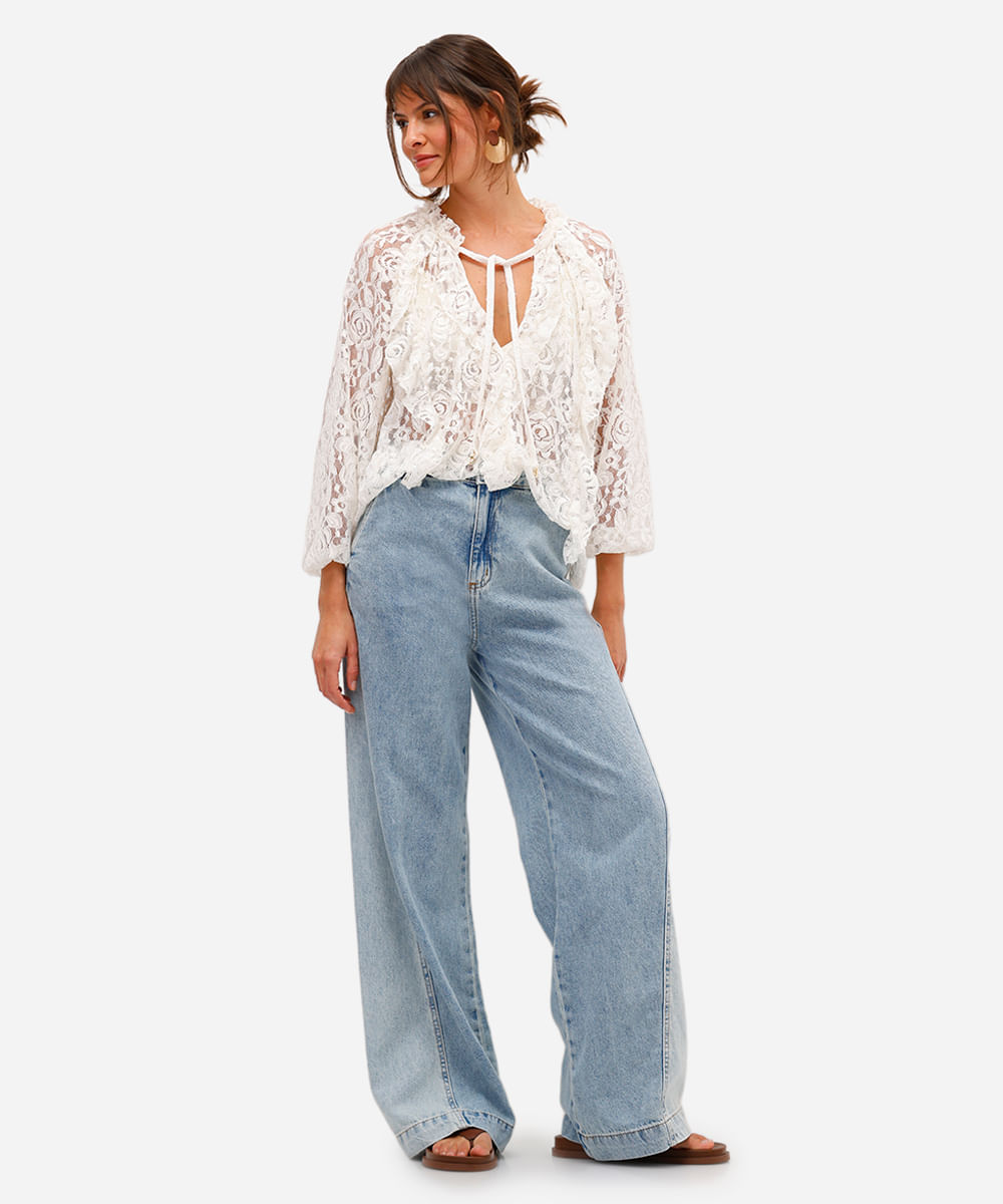 bata feminina de renda com babados floral off white