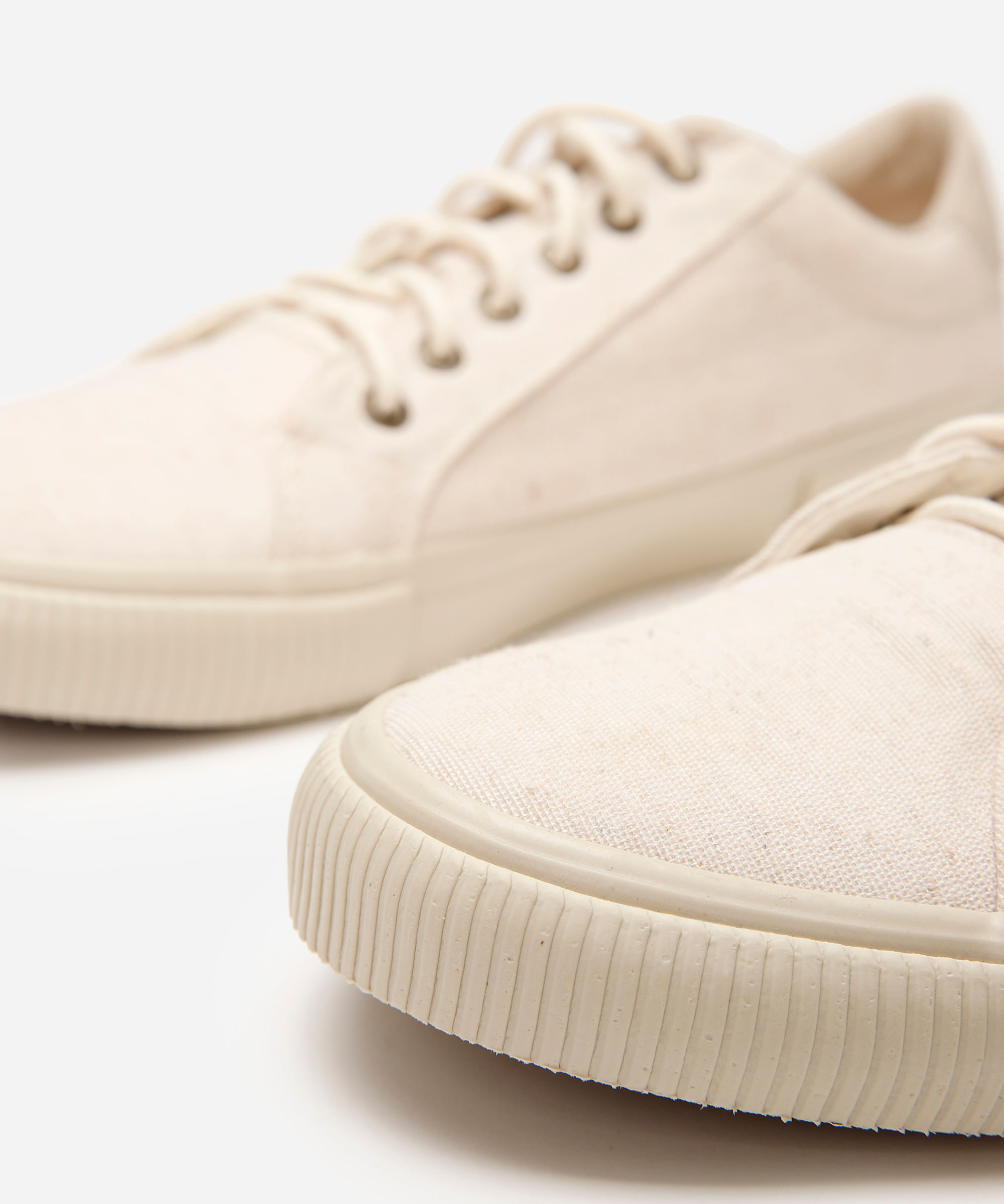 tênis casual masculino oneself off white