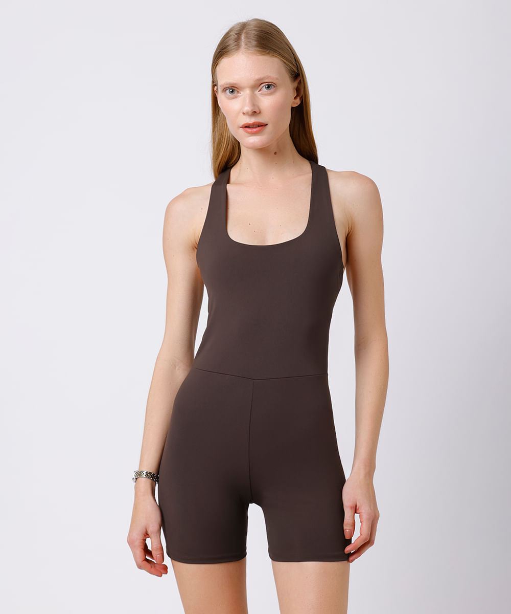 macaquinho feminino com recorte mindset sport marrom