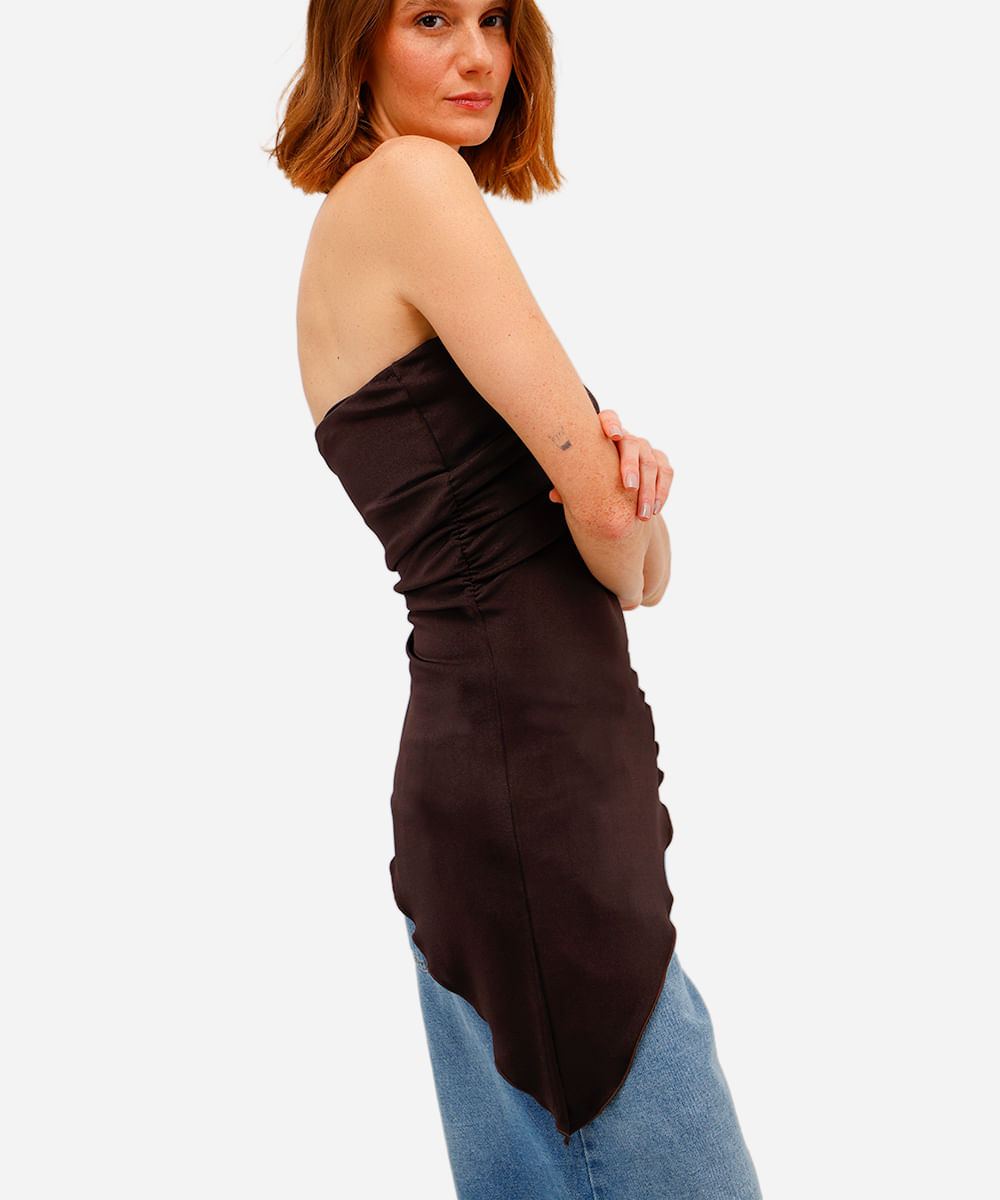 blusa sem alça feminina assimétrica marrom