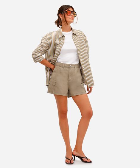short cargo feminino de sarja cintura alta bege