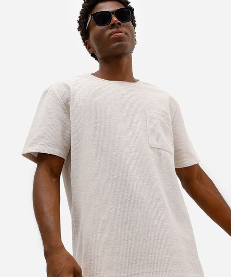 camiseta masculina com bolso texturizada bege