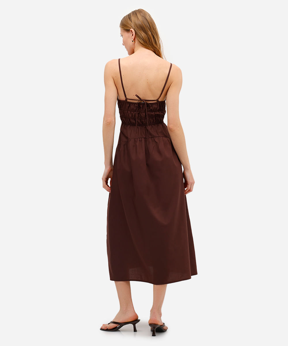 vestido midi feminino alça fina franzido marrom