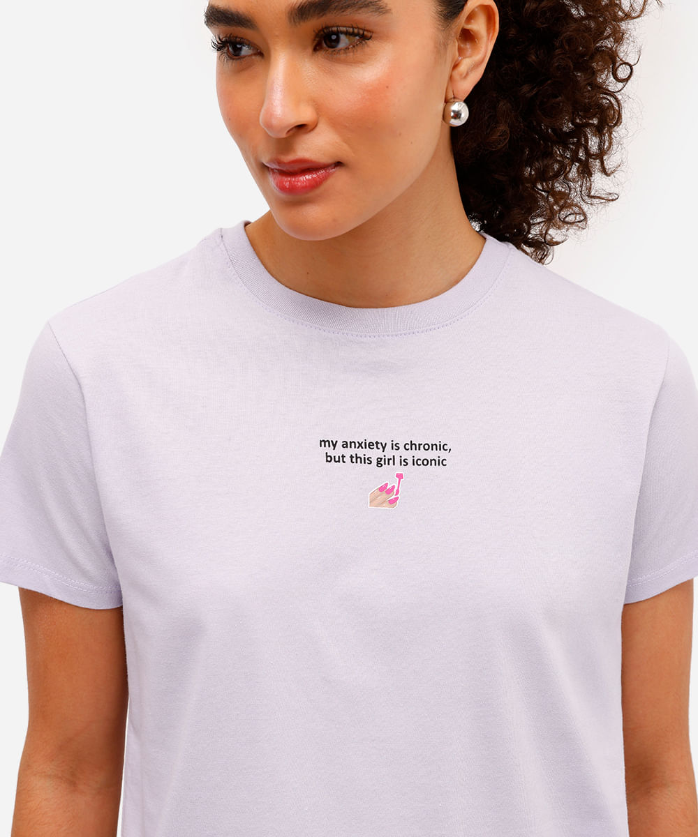camiseta feminina de algodão estampada lilás