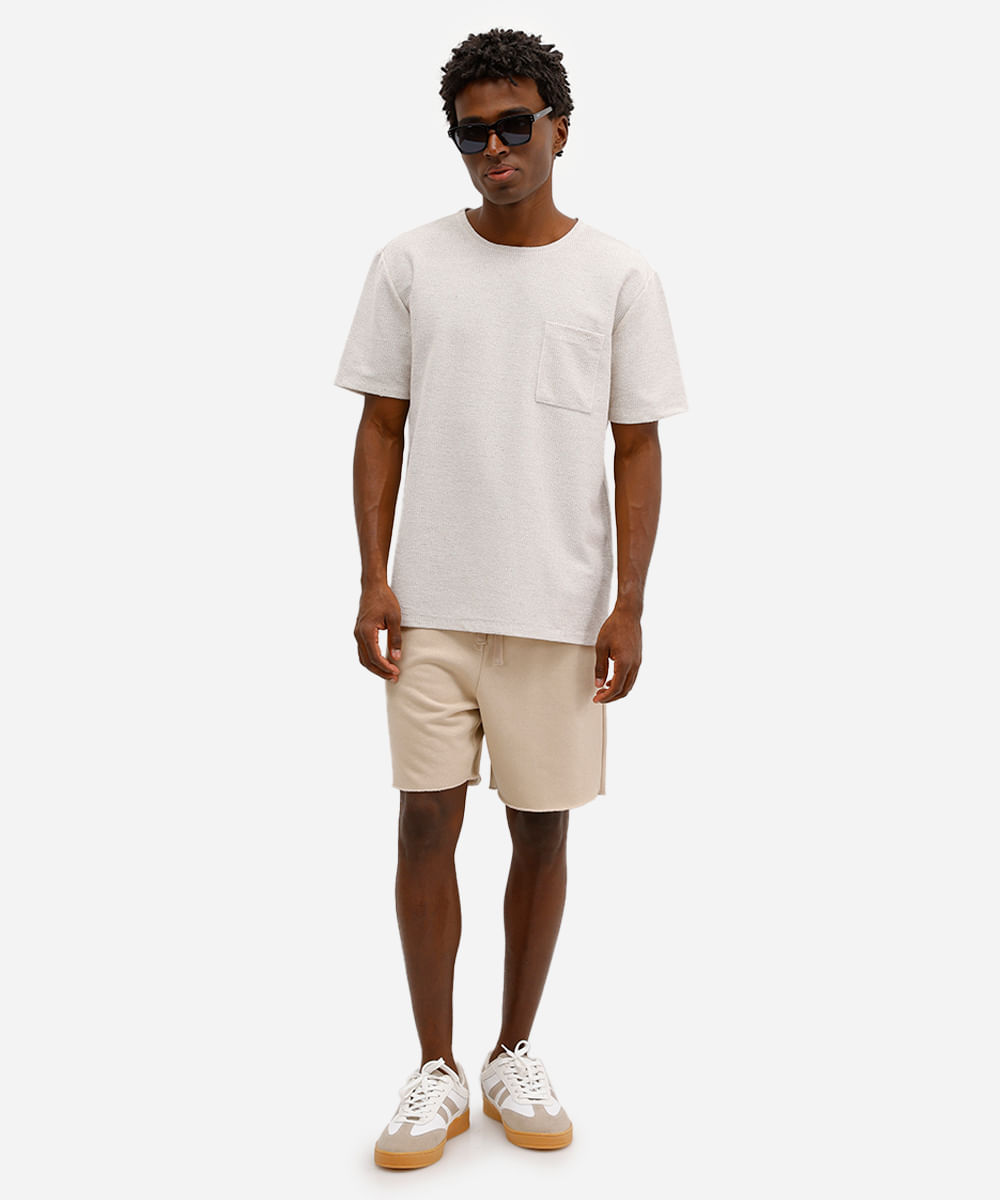 bermuda de moletom com bolsos bege