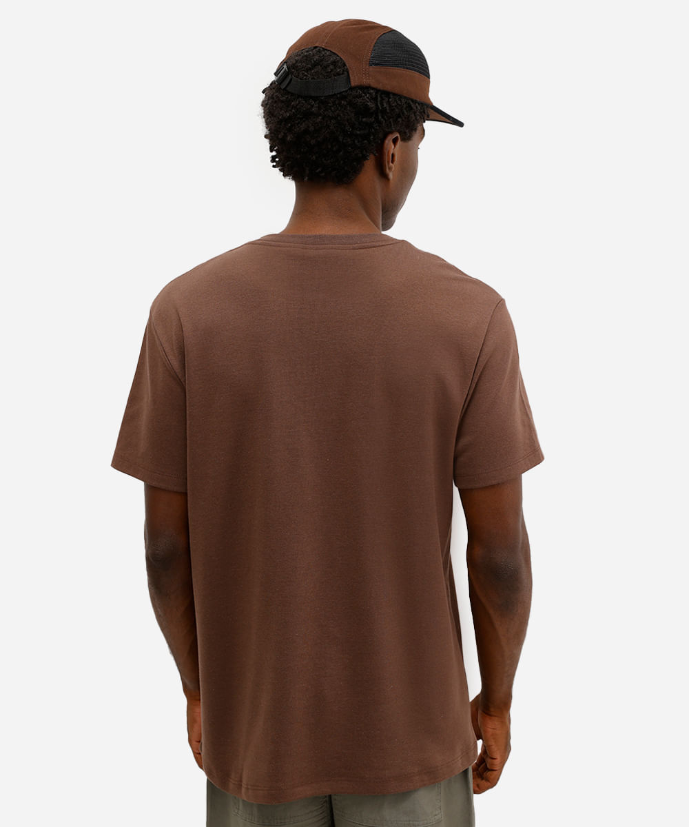 camiseta masculina manga curta com bordado marrom