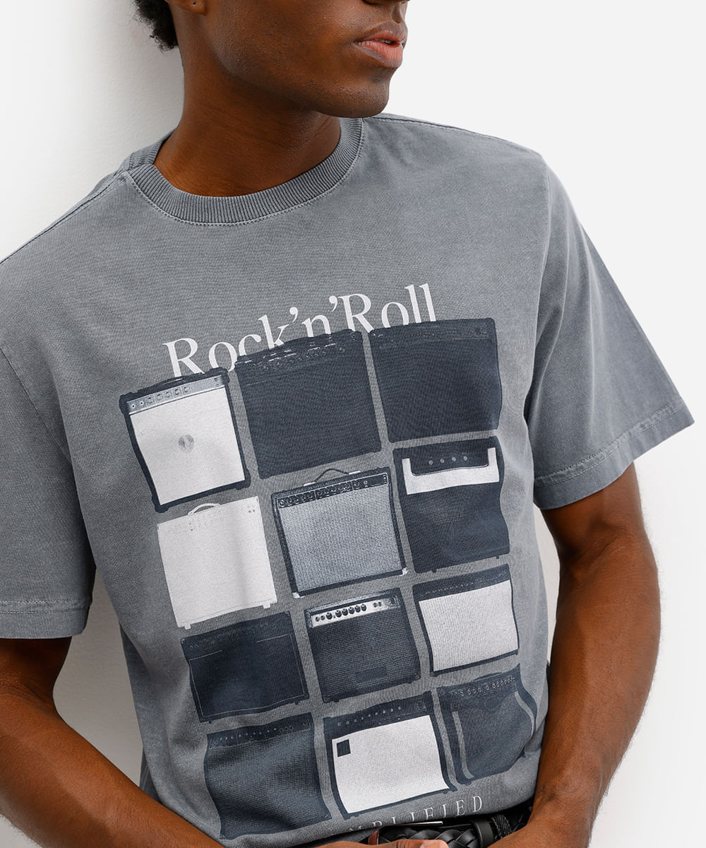 camiseta comfort masculina de algodão rock n roll cinza