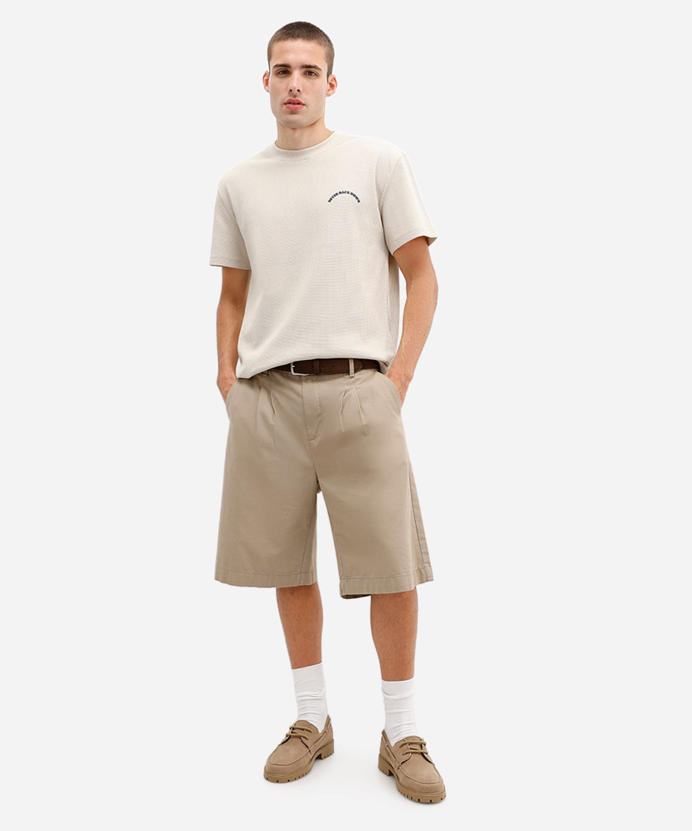 camiseta masculina texturizada estampada bege