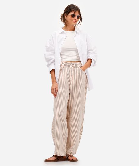 calça balloon feminina de sarja com pregas listrada off white