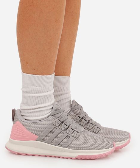 tênis esportivo feminino texturizado cinza