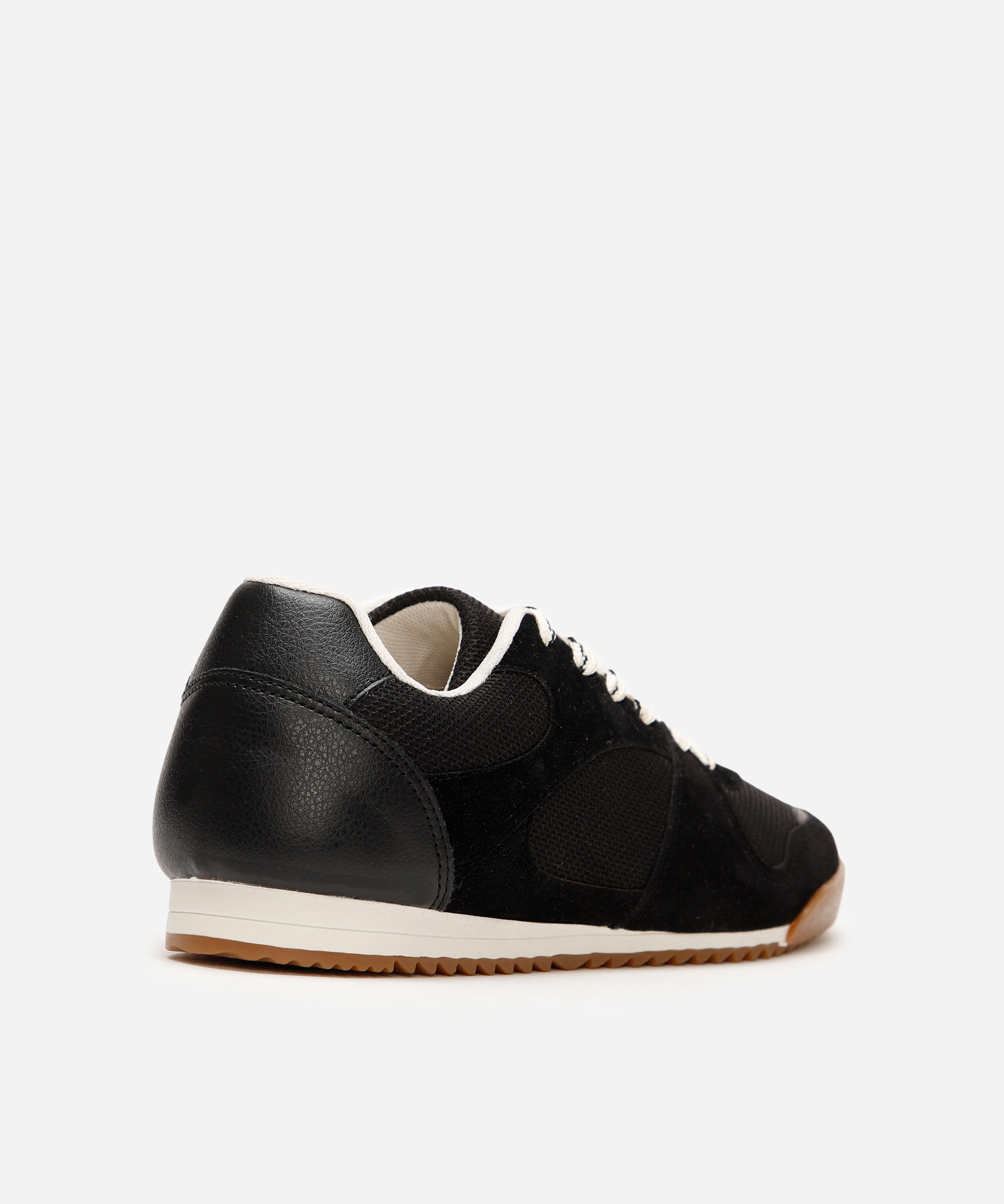 tênis esportivo feminino ace com recortes preto