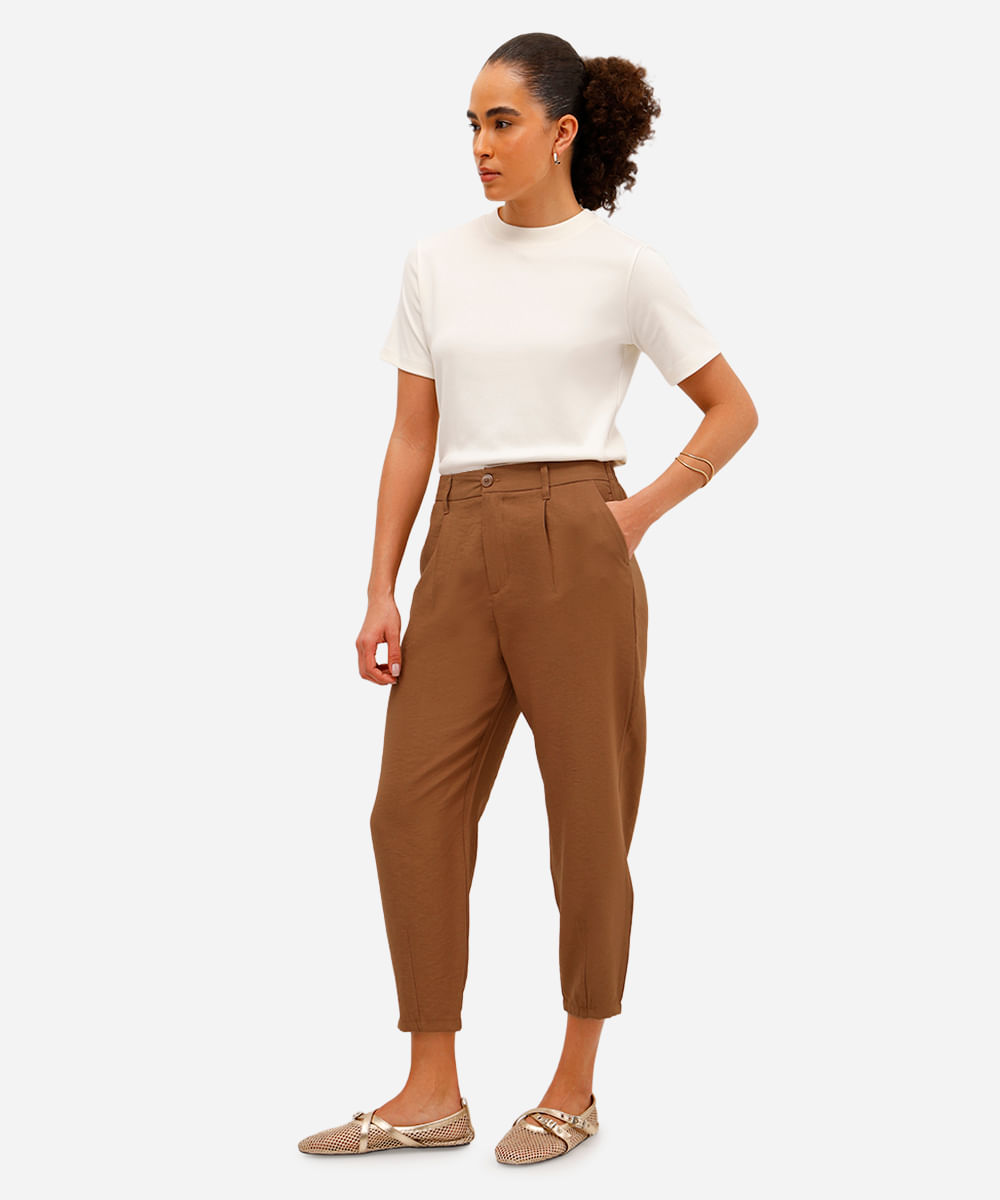 calça feminina pregas marrom