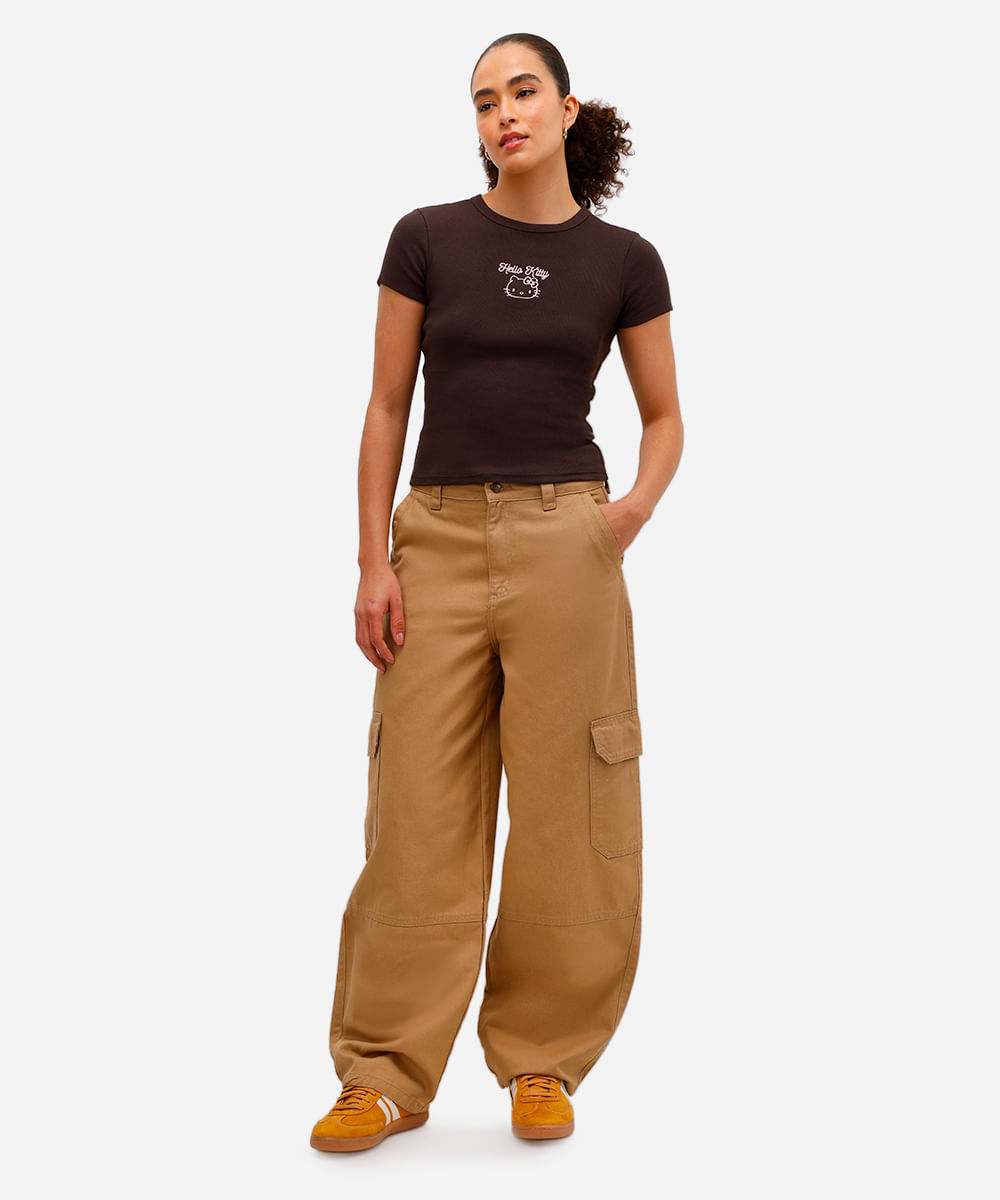 blusa baby look feminina com bordado hello kitty canelada marrom