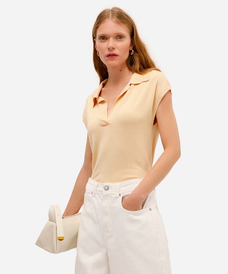 polo feminina de tricot manga curta bege