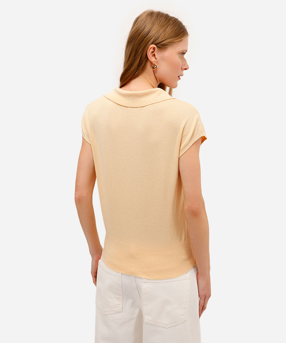 polo feminina de tricot manga curta bege