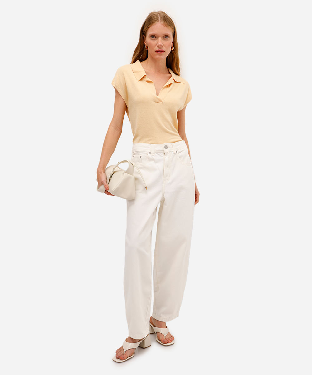 polo feminina de tricot manga curta bege