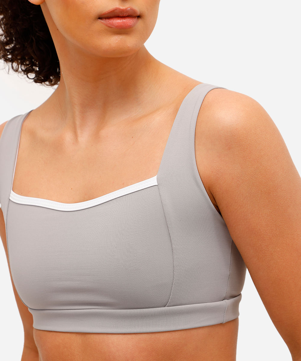 top feminino esportivo decote quadrado cinza