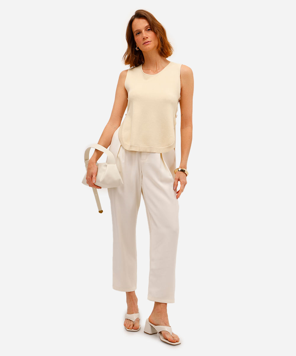 regata feminina de tricot com botões laterais off white