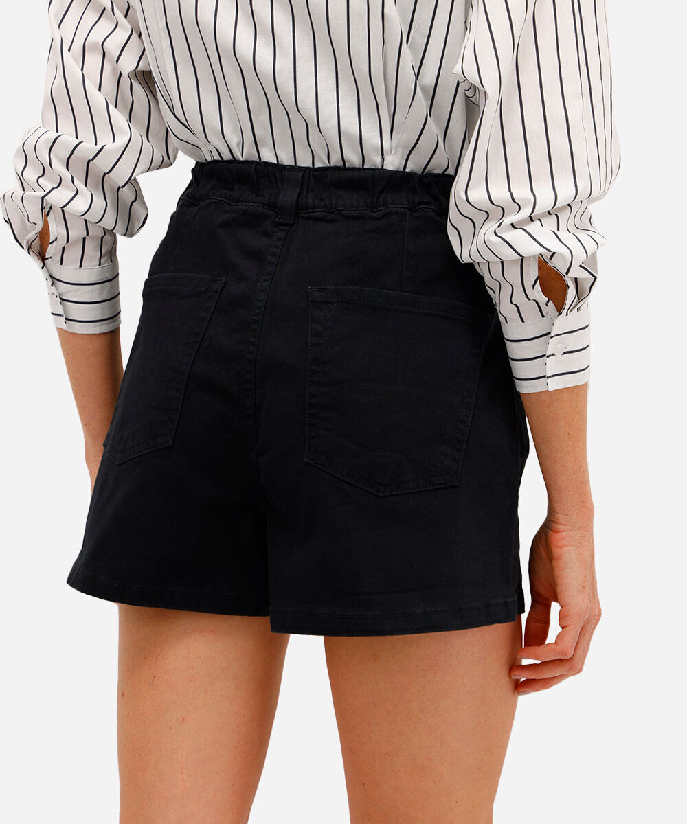 short feminino de sarja cós elástico preto